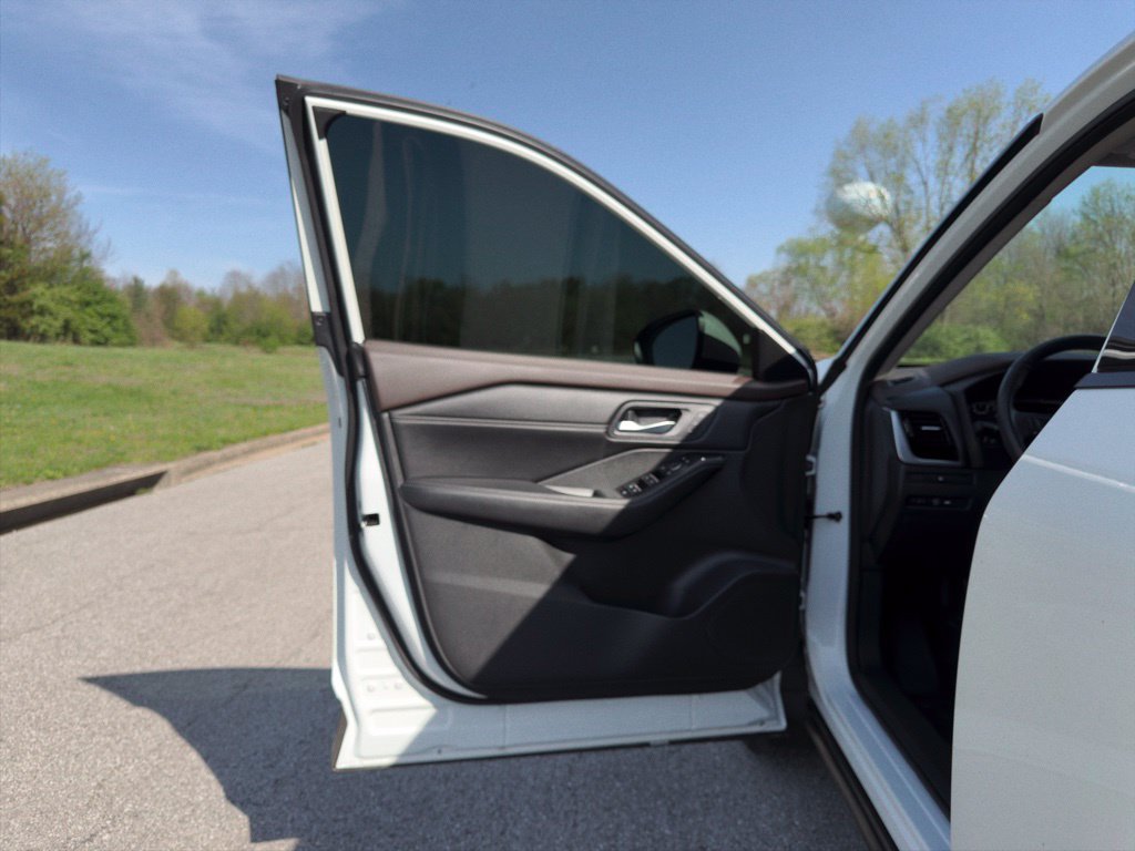 Used 2023 Nissan Rogue SL FWD image 21