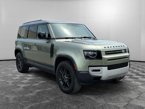 Used 2023 Land Rover Defender 110 SE AWD/4WD image 8