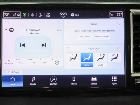 Used 2023 Chrysler Pacifica Touring-L FWD image 18