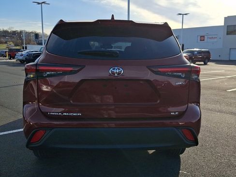 New 2026 Toyota Highlander XLE image 5