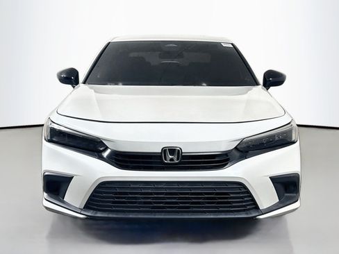 Used 2022 Honda Civic Sport image 2