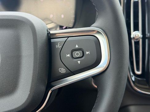 New 2026 Volvo XC40 B5 Plus w/ Climate Package AWD/4WD image 11
