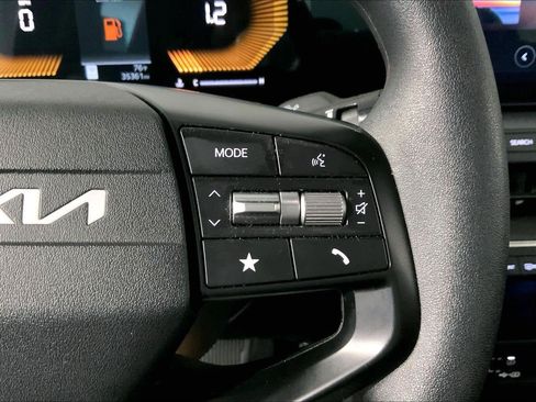 Certified 2025 Kia K4 FWD image 19