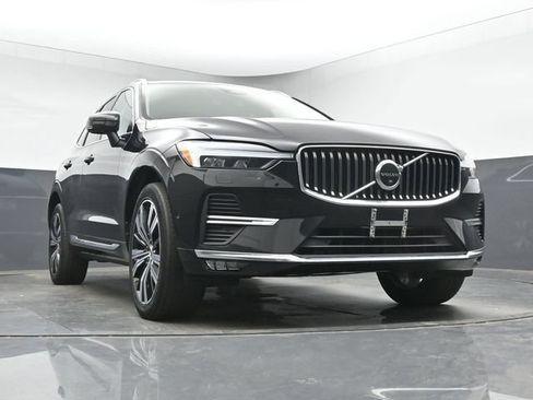 Used 2023 Volvo XC60 B5 Plus w/ Climate Package AWD/4WD image 11