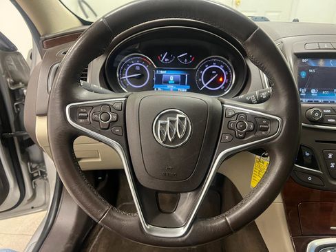 Used 2016 Buick Regal FWD image 33