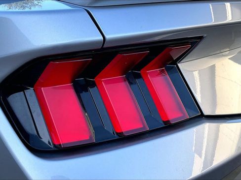 Used 2024 Ford Mustang Premium RWD image 27
