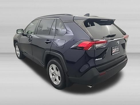 Used 2019 Toyota RAV4 XLE w/ Convenience Package AWD/4WD image 6