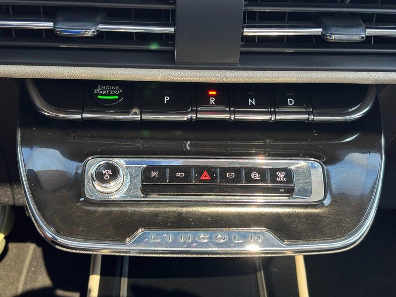 Certified 2025 Lincoln Corsair Grand Touring AWD/4WD image 23
