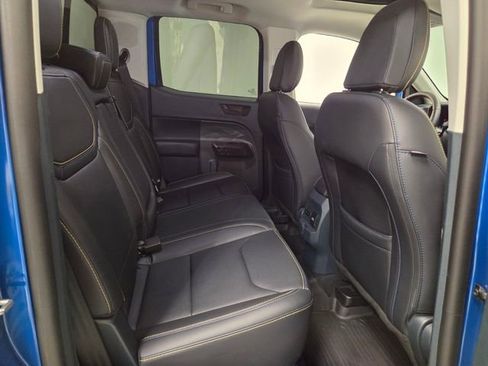 Used 2025 Ford Maverick Lobo image 16