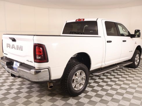 Used 2025 RAM 2500 Big Horn AWD/4WD image 20