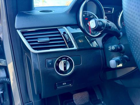 Used 2017 Mercedes-Benz GLS 450 4MATIC image 15