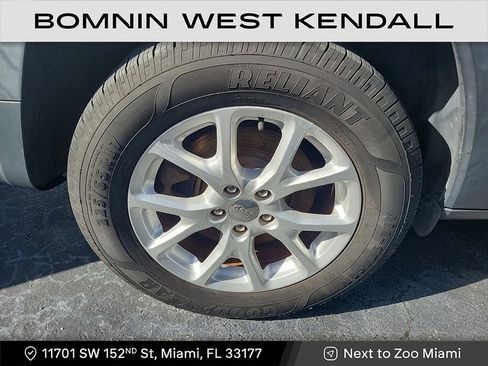 Used 2016 Jeep Cherokee Latitude w/ Trailer Tow Group image 5