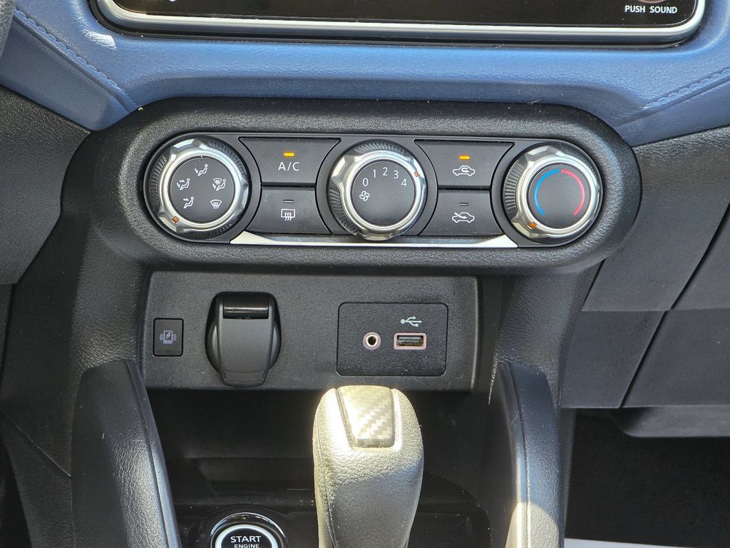 Used 2023 Nissan Versa SV FWD image 16