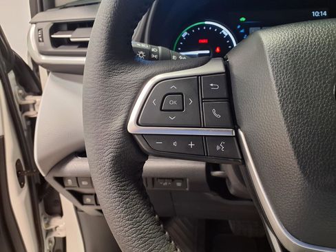 New 2026 Toyota Sienna XLE image 19