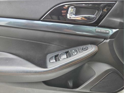 Used 2023 Nissan Maxima SR w/ Sport Mat Group FWD image 21