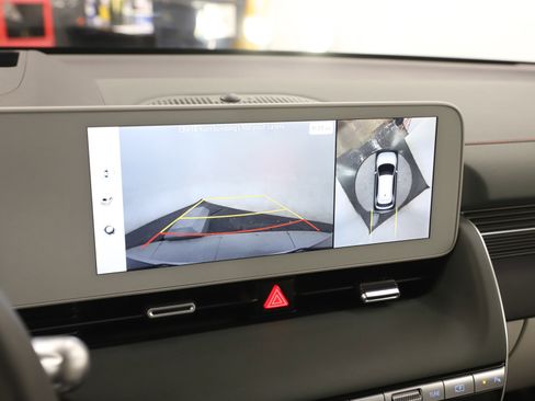 Certified 2024 Hyundai Ioniq 5 Limited image 22