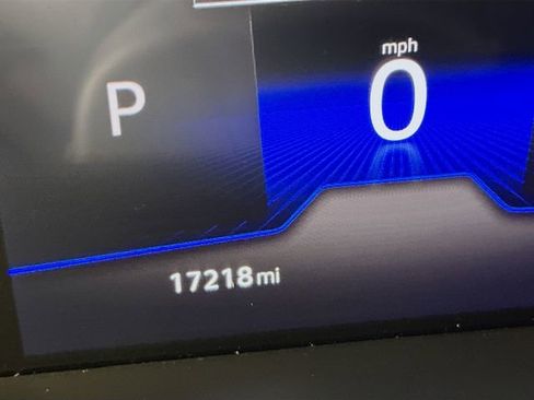 Certified 2024 Volkswagen Taos S image 13