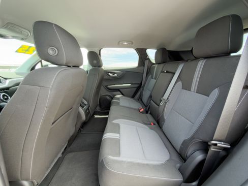 Used 2025 Chevrolet Blazer LT w/ Midnight/Sport Edition FWD image 13