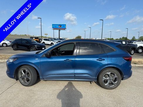 Used 2023 Ford Escape ST-Line w/ Tech Pack #1 FWD image 3