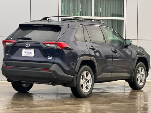 New 2025 Toyota RAV4 XLE w/ Convenience Package image 4