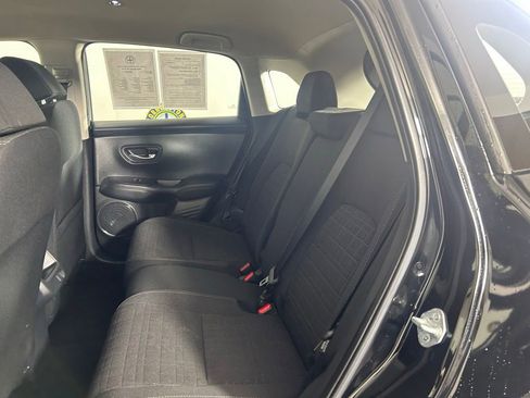 Used 2025 Honda HR-V LX image 15