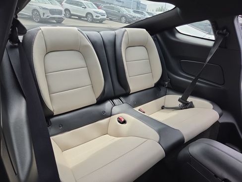 Used 2015 Ford Mustang GT Premium RWD image 9