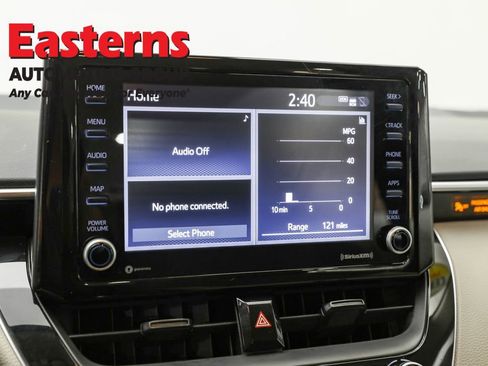 Used 2022 Toyota Corolla LE w/ Carpet Mat Package (TMS) image 18