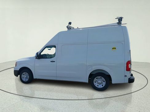 Used 2018 Nissan NV 2500 SV RWD image 14