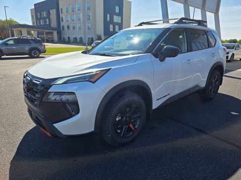 New 2026 Nissan Rogue Rock Creek w/ Rock Creek Premium Package image 7