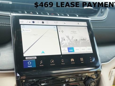 New 2025 Jeep Grand Cherokee Limited w/ Black Appearance Package image 22