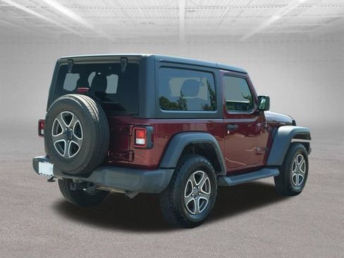 Used 2022 Jeep Wrangler Sport AWD/4WD image 9