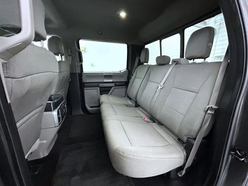 Used 2015 Ford F150 XLT w/ Equipment Group 302A Luxury image 19