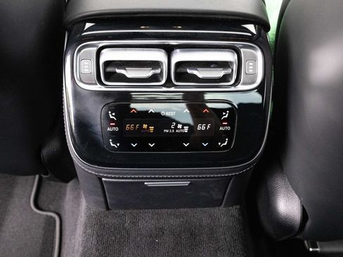 Used 2023 Mercedes-Benz S 580 4MATIC Sedan image 53