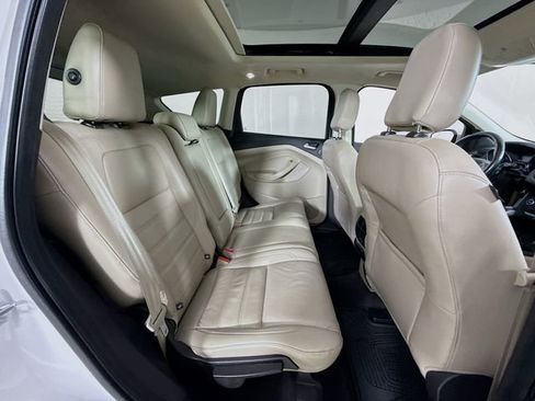 Used 2018 Ford Escape Titanium image 28