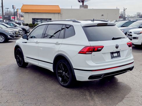 Used 2022 Volkswagen Tiguan SE R-Line image 15
