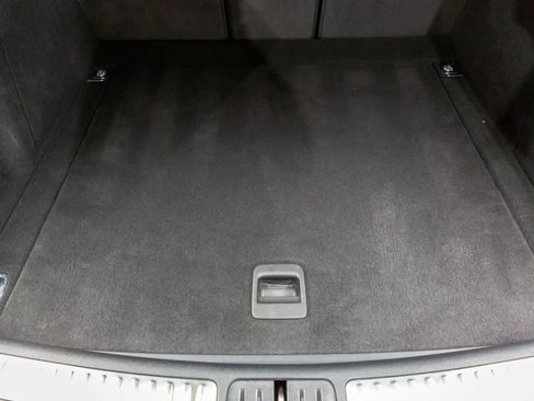 Used 2022 Porsche Macan image 18