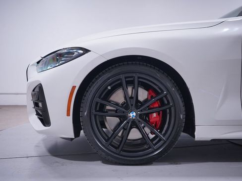 Used 2024 BMW 430i Coupe w/ M Sport Package RWD image 2
