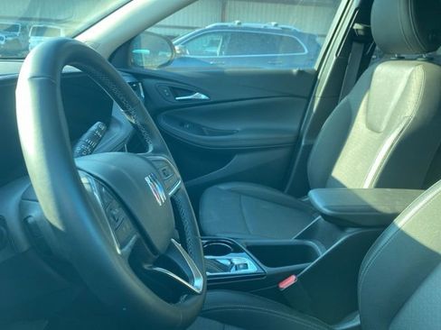 Used 2025 Buick Encore GX Preferred image 15