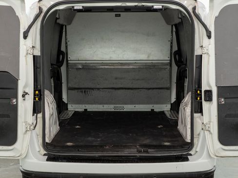 Used 2021 RAM ProMaster City Tradesman SLT image 11