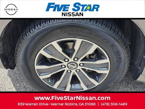 Used 2020 Nissan Armada SL w/ Premium Package RWD image 19