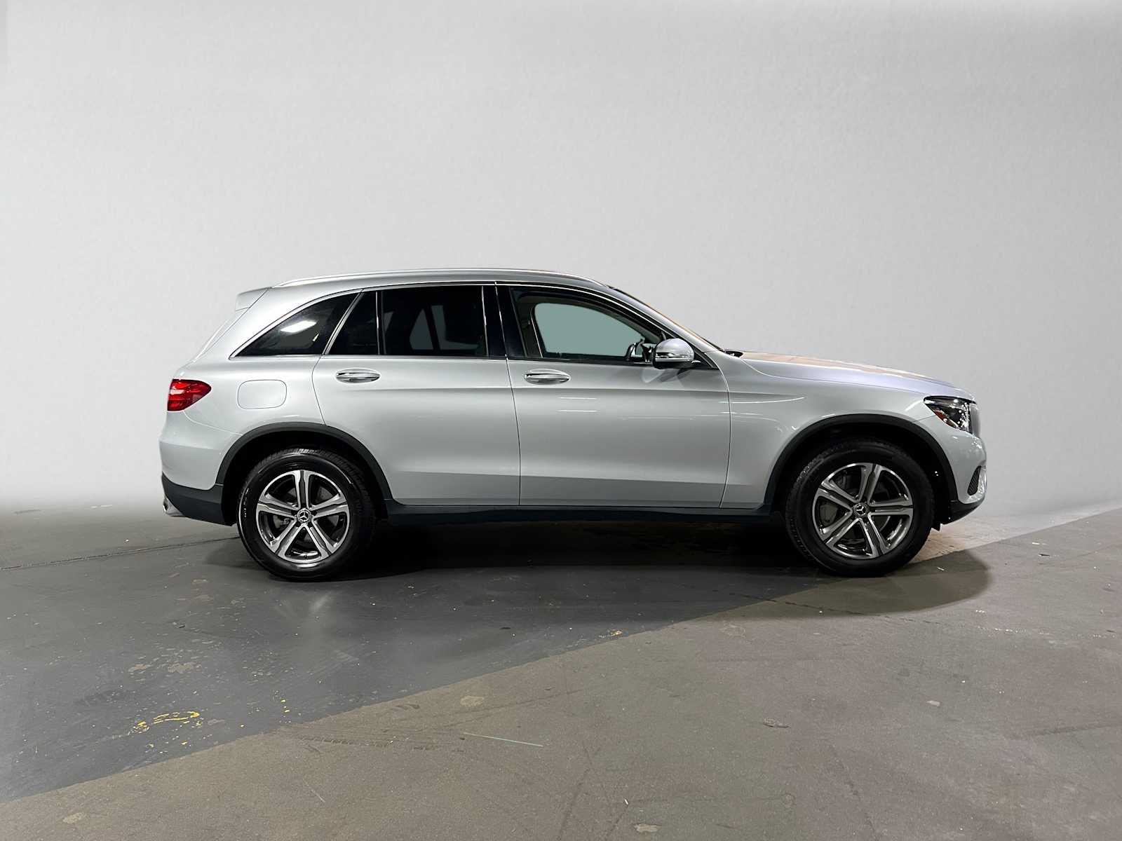 Certified 2018 Mercedes-Benz GLC 300 4MATIC image 2