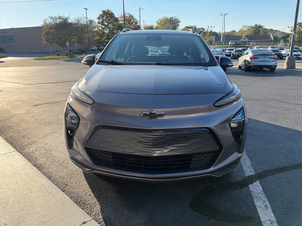 Used 2023 Chevrolet Bolt EUV LT FWD image 2