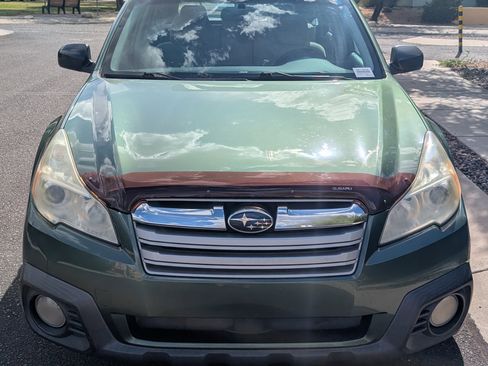 Used 2014 Subaru Outback 2.5i w/ Alloy Wheel Package AWD/4WD image 7