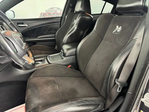 Used 2019 Dodge Charger Scat Pack w/ Dynamics Package RWD image 33