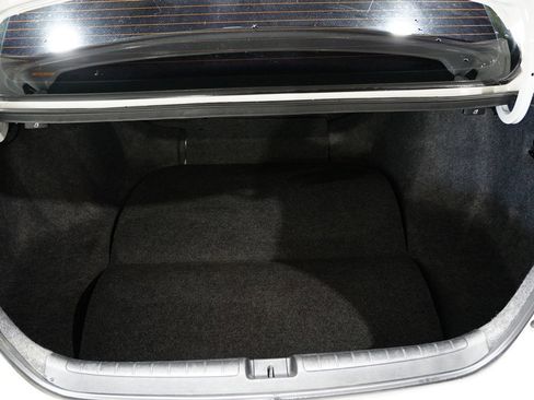 Used 2018 Honda Accord EX-L image 11