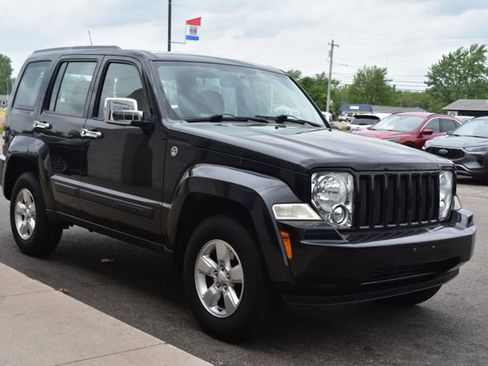 Used 2011 Jeep Liberty Sport AWD/4WD image 10
