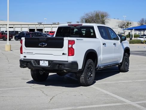 New 2026 Chevrolet Silverado 1500 ZR2 w/ ZR2 Bison Edition AWD/4WD image 3