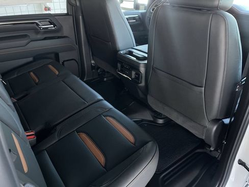 New 2026 GMC Sierra 2500 AT4 w/ AT4 Premium Plus Package AWD/4WD image 27