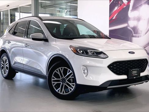 Used 2020 Ford Escape SEL AWD/4WD image 18