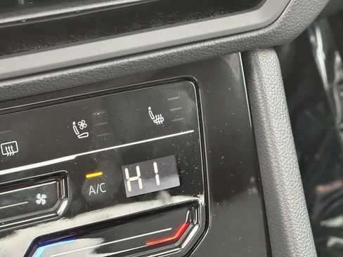 New 2026 Volkswagen Jetta SEL image 22